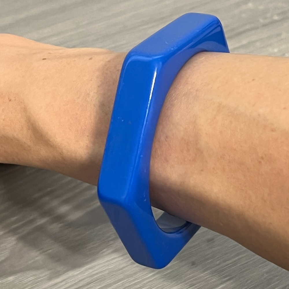 Vintage Blue Plastic Bangle Bracelet With Octagon Shape